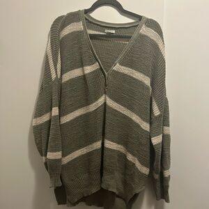 Lightweight American Eagle Sweater